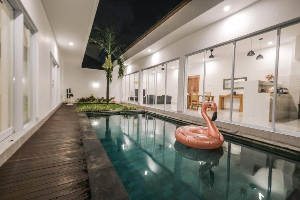 Villa Akmali Drupadi 2 Bedrooms W/pool 5mins To Seminyak (Bali)